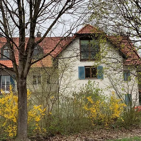 Apartment Ferienwohnung 2 In Im Herzen Vom 5 Seen Land Oberbayern Huglfing